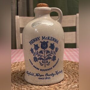 Vintage Henry McKenna Sour Mash Bourbon Whiskey 4/5 Quart Stoneware Jug Decanter